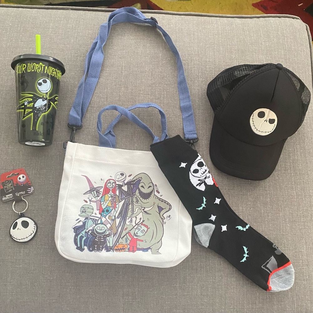 Nightmare Before Christmas Jack Skellington Bundle Hat Bag Cup Socks Keychain